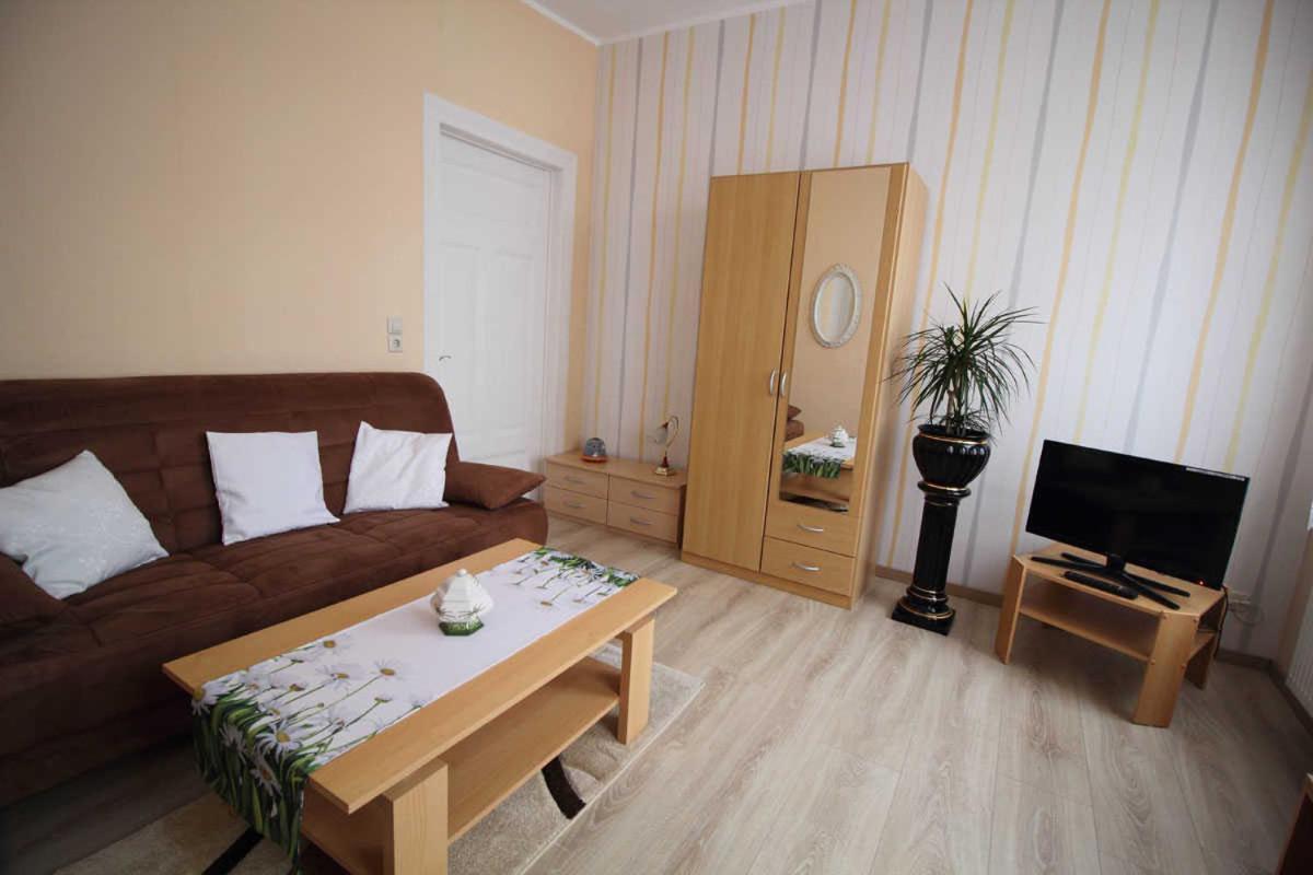 Ferienwohnung Thurk Sassnitz Extérieur photo