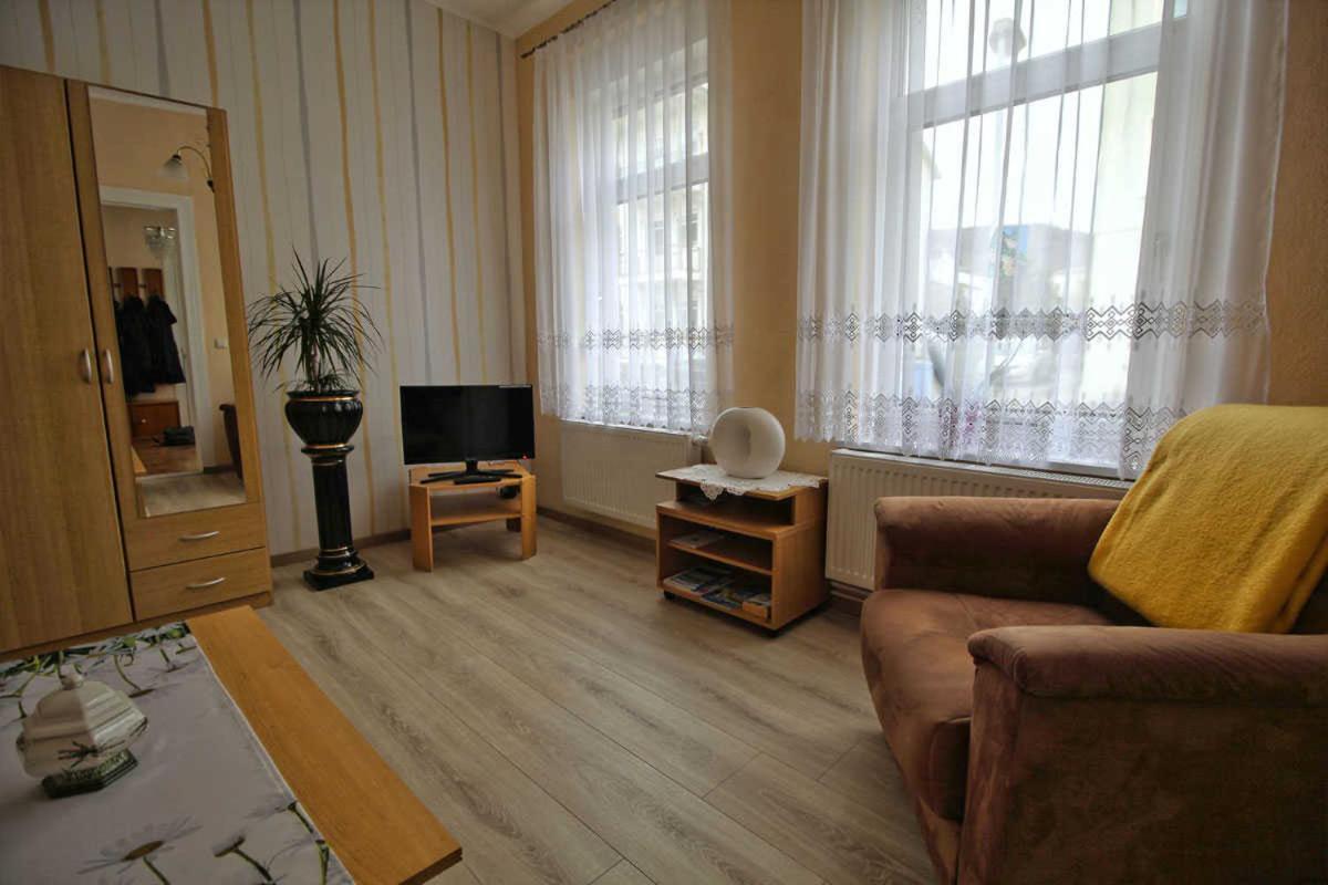 Ferienwohnung Thurk Sassnitz Extérieur photo