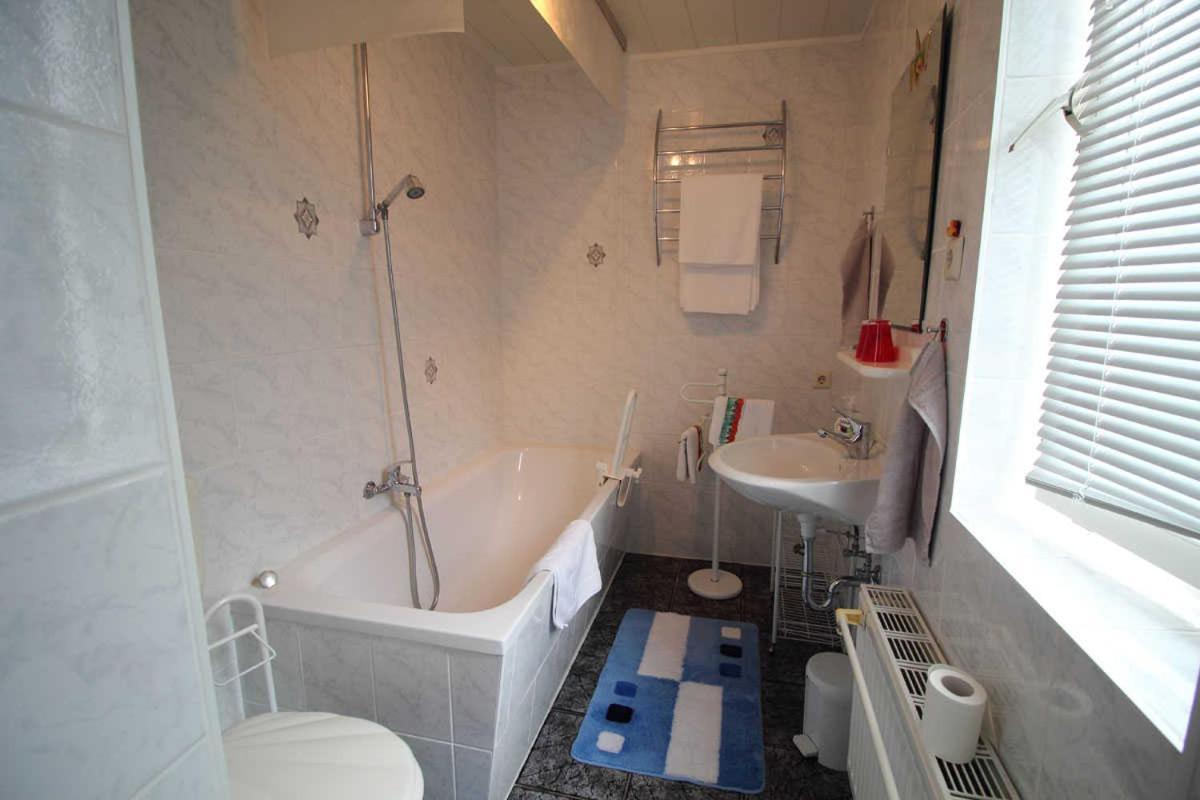 Ferienwohnung Thurk Sassnitz Extérieur photo